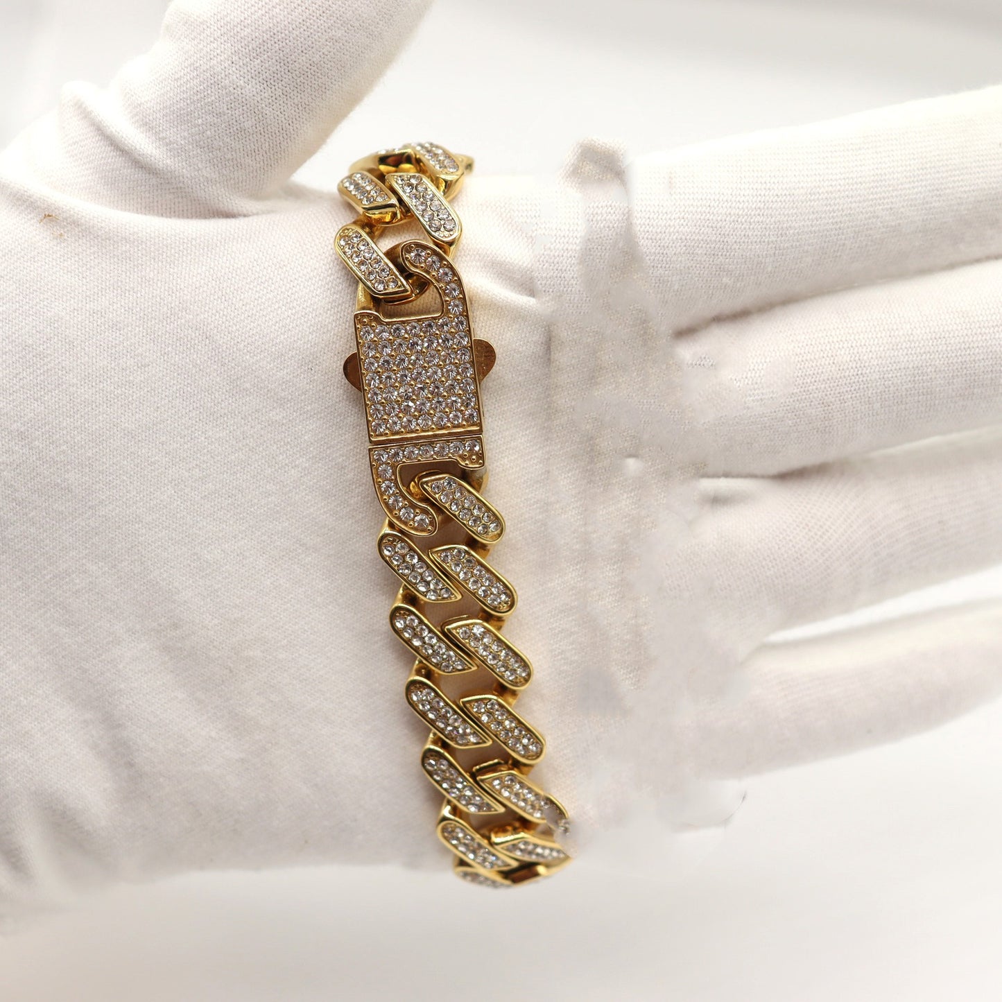 European And American Hip-hop Full Diamond Cuban Chain Titanium Steel Necklace